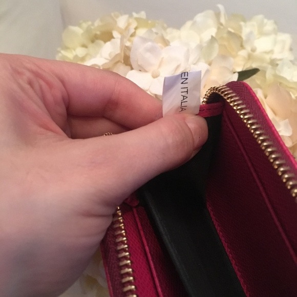 🔥‼️Brand new authentic dolce & gabbana wallet🔥‼️ - Picture 5 of 6